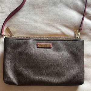 Michael Kors Brown Crossbody Bag with Sleek Design